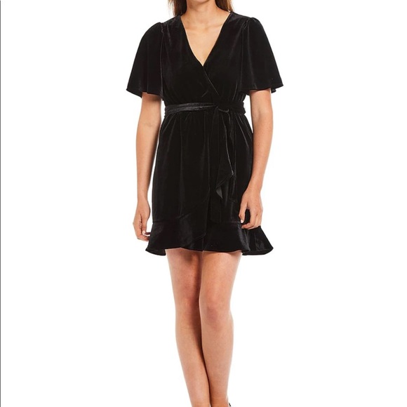 🆕 GB Women’s Velvet Faux Wrap Dress S - Picture 4 of 9